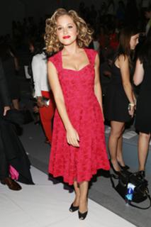 Margarita Levieva feet photo thumbnail
