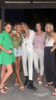 Margarita Smith feet photo thumbnail