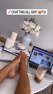 Margarita Smith feet photo thumbnail