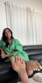 Margarita Smith feet photo thumbnail