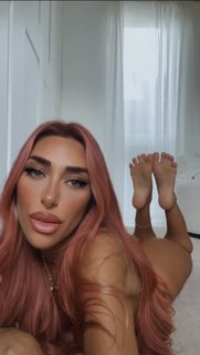 Margarita Smith feet photo thumbnail