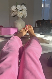 Margarita Smith feet photo thumbnail