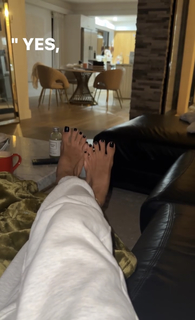 Margarita Smith feet photo thumbnail