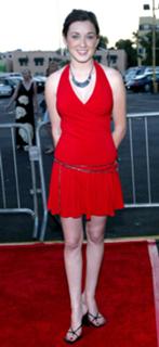 Margo Harshman feet photo thumbnail