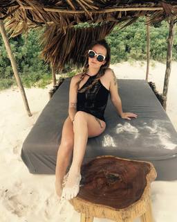 Margo Price feet photo 3