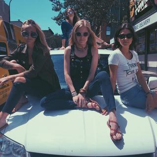 Margo Price feet photo 2