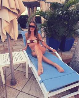 Margo Price feet photo 2