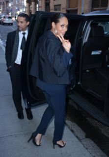 Margot Bingham feet photo 12
