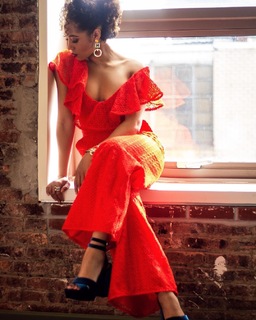 Margot Bingham feet photo 17