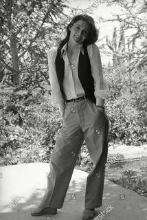 Margot Kidder feet photo thumbnail