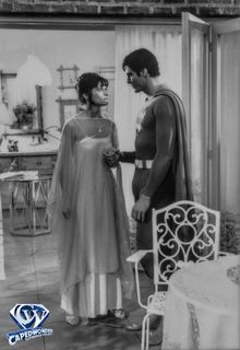 Margot Kidder feet photo 6