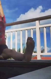 Margot Laffite feet photo 5
