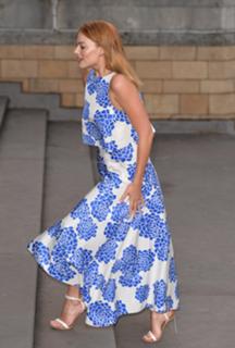Margot Robbie feet photo thumbnail