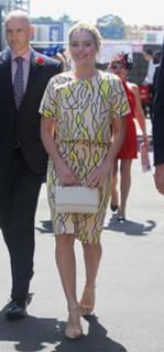 Margot Robbie feet photo thumbnail
