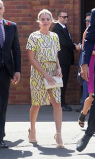 Margot Robbie feet photo thumbnail
