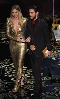 Margot Robbie feet photo thumbnail