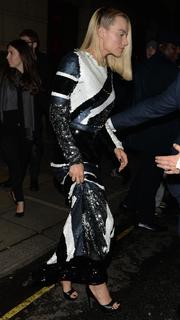 Margot Robbie feet photo thumbnail