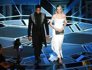 Margot Robbie feet photo thumbnail