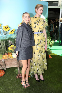 Margot Robbie feet photo thumbnail