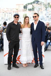 Margot Robbie feet photo thumbnail