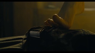 Margot Robbie feet photo thumbnail
