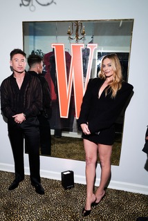 Margot Robbie feet photo thumbnail