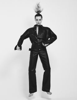 Margot Robbie feet photo thumbnail