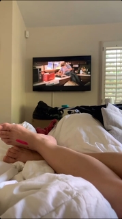 Marguerite Moreau feet photo thumbnail