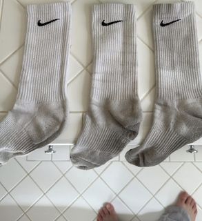 Marguerite Moreau feet photo 1