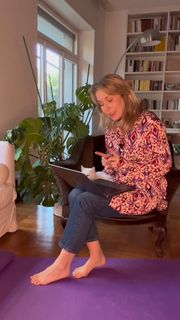 Marguerite Sikabonyi feet photo 1