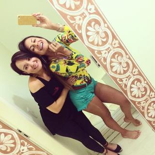 Mari Gonzalez feet photo thumbnail