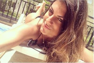 Mari Gonzalez feet photo thumbnail