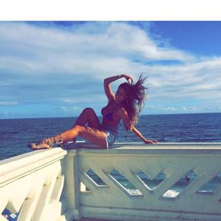 Mari Gonzalez feet photo thumbnail