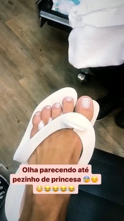 Mari Gonzalez feet photo thumbnail