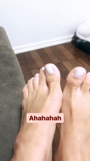 Mari Gonzalez feet photo thumbnail