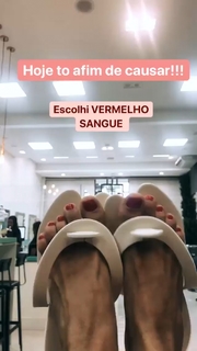 Mari Gonzalez feet photo thumbnail
