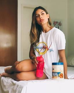 Mari Gonzalez feet photo thumbnail