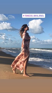 Mari Gonzalez feet photo thumbnail