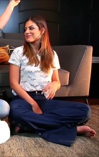 Mari Gonzalez feet photo thumbnail