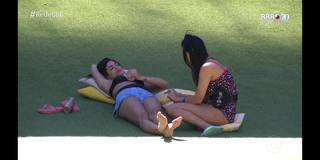 Mari Gonzalez feet photo thumbnail