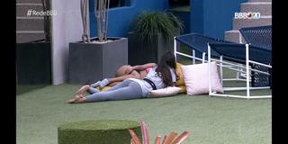 Mari Gonzalez feet photo thumbnail