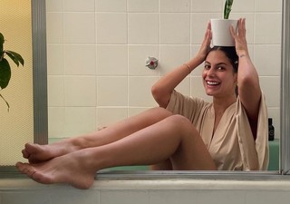 Mari Gonzalez feet photo thumbnail