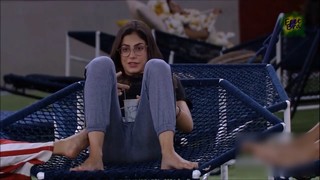 Mari Gonzalez feet photo thumbnail