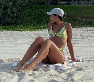 Mari Gonzalez feet photo thumbnail