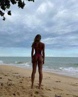 Mari Gonzalez feet photo thumbnail