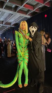 Mari Gonzalez feet photo thumbnail