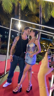 Mari Gonzalez feet photo thumbnail