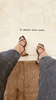 Mari Gonzalez feet photo thumbnail