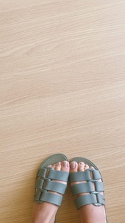 Mari Gonzalez feet photo thumbnail