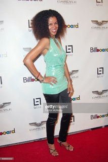 Mari Morrow feet photo 3